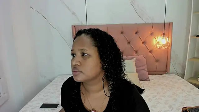 Belle Brunette online show from March 2025 09:31:02 PM