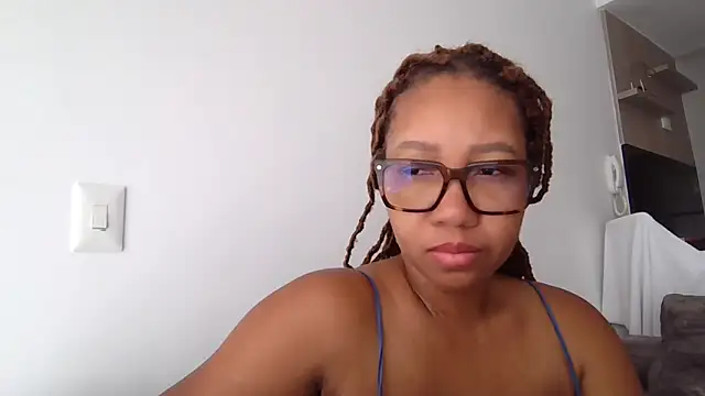 megan-hotxx online show from April 2026 03:20:02 PM