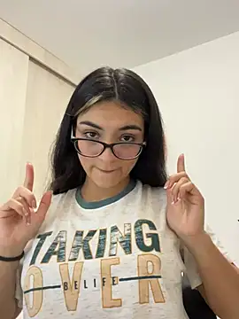 Snapshot of Cat2525 chatting on January 2026 10:08:01 PM Cat2525 online show from January 2026 10:08:01 PM