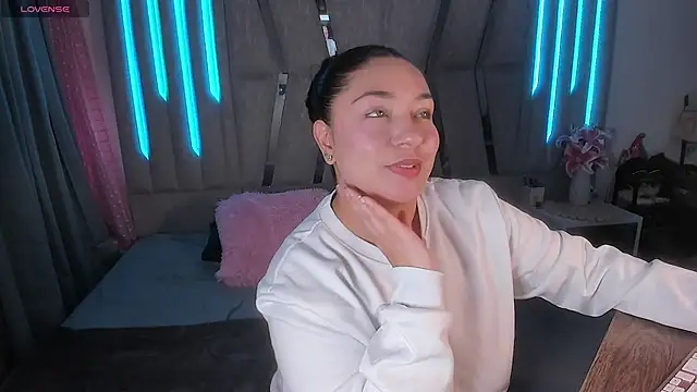 Snapshot of scarlet_miller1 chatting on April 2026 08:37:02 PM scarlet miller1 online show from April 2026 08:37:02 PM