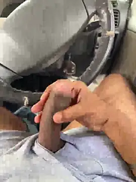 Snapshot of Dakku_69 chatting on December 2025 06:01:02 AM Dakku 69 online show from December 2025 06:01:02 AM