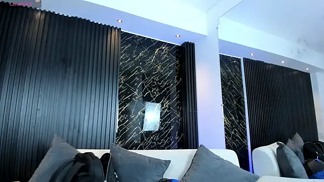 Snapshot of charlottewhitte chatting on October 2025 11:45:02 AM charlottewhitte online show from October 2025 11:45:02 AM