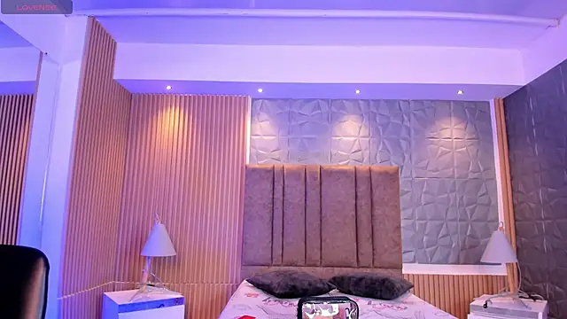 Snapshot of charlottewhitte chatting on October 2025 11:22:01 AM charlottewhitte online show from October 2025 11:22:01 AM