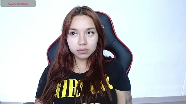 Snapshot of samantha_tattu chatting on December 2024 12:23:01 AM samantha tattu online show from December 2024 12:23:01 AM