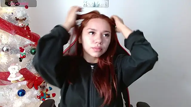 Snapshot of samantha_tattu chatting on December 2024 04:19:01 PM samantha tattu online show from December 2024 04:19:01 PM