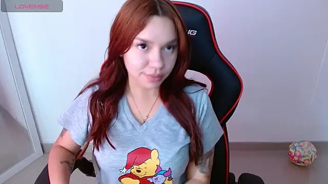 Snapshot of samantha_tattu chatting on February 2025 03:15:02 PM samantha tattu online show from February 2025 03:15:02 PM