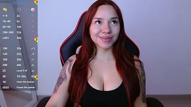 Snapshot of samantha_tattu chatting on February 2025 08:26:01 PM samantha tattu online show from February 2025 08:26:01 PM