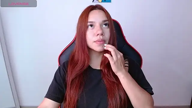 Snapshot of samantha_tattu chatting on March 2025 08:04:01 PM samantha tattu online show from March 2025 08:04:01 PM