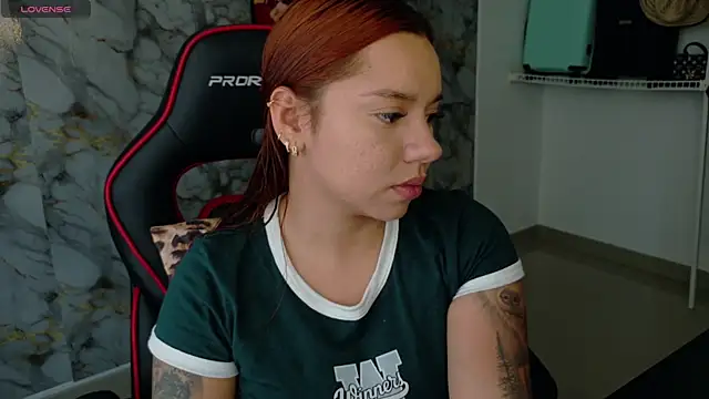 Snapshot of samantha_tattu chatting on October 2025 08:06:02 PM samantha tattu online show from October 2025 08:06:02 PM