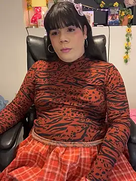 Snapshot of Violetacam_05 chatting on March 2025 07:04:02 AM Violetacam 05 online show from March 2025 07:04:02 AM