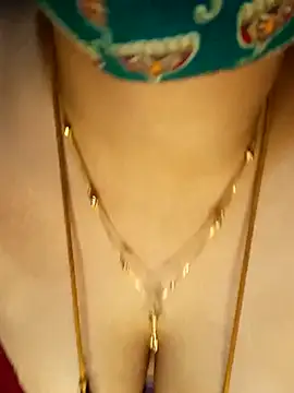 tuttifrutti17 online show from January 2025 07:59:02 PM