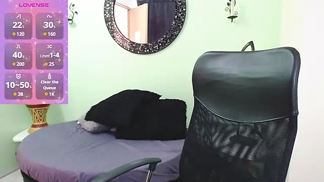 Sofia Franco  online show from March 2025 06:40:02 PM