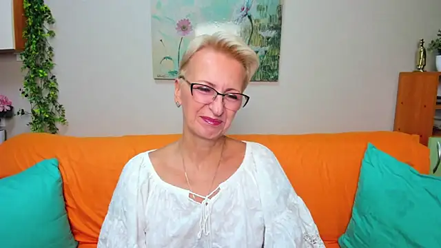 iamyourdream89 online show from September 2025 10:08:02 AM