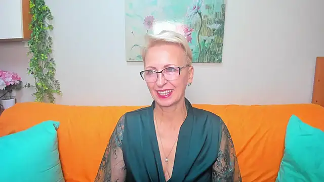 iamyourdream89 online show from September 2025 09:14:01 AM