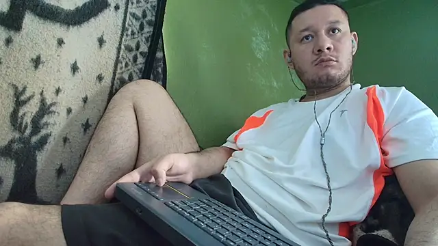 Snapshot of sweet_cock28 chatting on September 2025 03:45:01 PM sweet cock28 online show from September 2025 03:45:01 PM