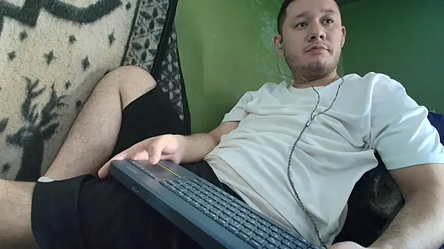 Snapshot of sweet_cock28 chatting on September 2025 03:15:02 PM sweet cock28 online show from September 2025 03:15:02 PM