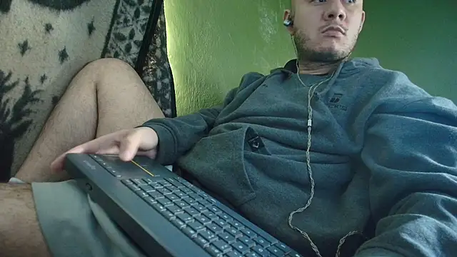 Snapshot of sweet_cock28 chatting on October 2025 02:37:01 PM sweet cock28 online show from October 2025 02:37:01 PM