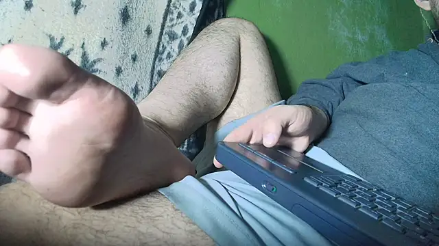 Snapshot of sweet_cock28 chatting on October 2025 04:00:02 AM sweet cock28 online show from October 2025 04:00:02 AM