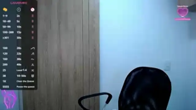 Danna Ross  online show from April 2026 02:12:02 AM