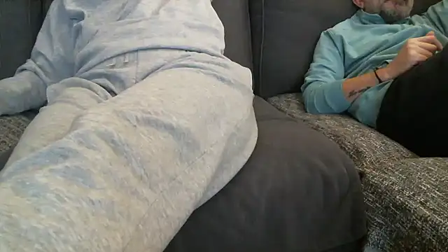 Snapshot of mysteriouscouple001 chatting on November 2025 05:44:01 PM mysteriouscouple001 online show from November 2025 05:44:01 PM