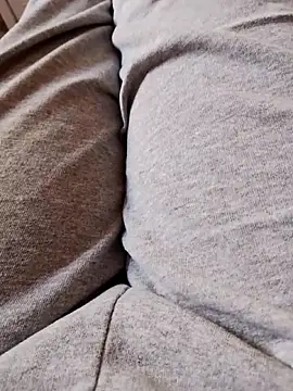 Snapshot of mysteriouscouple001 chatting on November 2025 10:40:02 AM mysteriouscouple001 online show from November 2025 10:40:02 AM