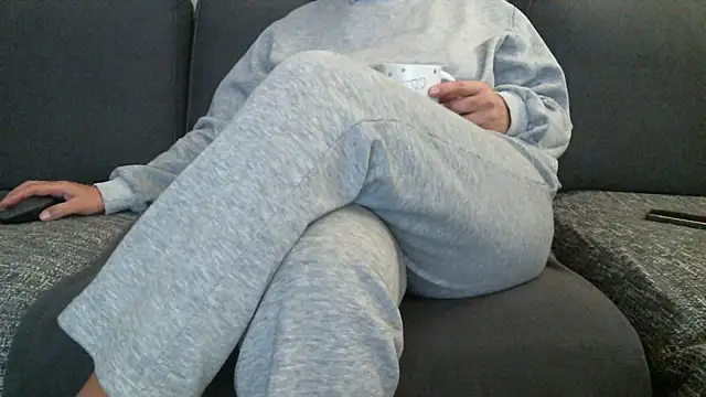 Snapshot of mysteriouscouple001 chatting on November 2025 08:24:02 PM mysteriouscouple001 online show from November 2025 08:24:02 PM