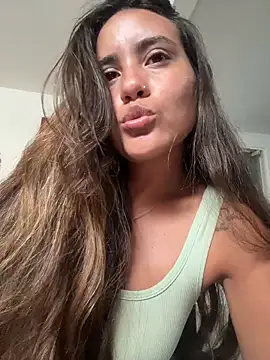 fenixgre online show from January 2026 07:06:01 PM