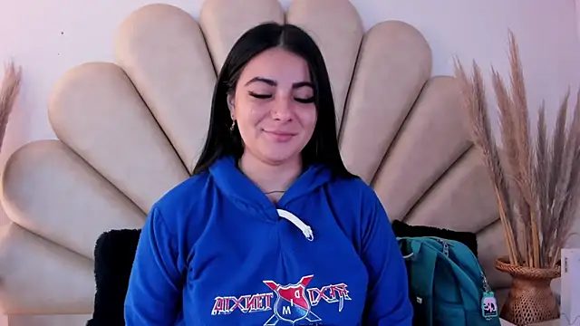 Natasha  Blue online show from October 2025 12:12:02 PM