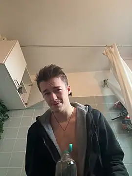 Snapshot of Toyjungee chatting on December 2024 01:53:02 PM Toyjungee online show from December 2024 01:53:02 PM