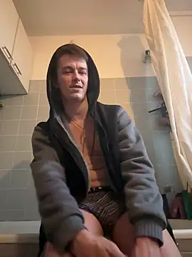 Snapshot of Toyjungee chatting on December 2024 03:13:02 PM Toyjungee online show from December 2024 03:13:02 PM