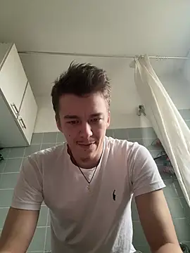 Snapshot of Toyjungee chatting on December 2024 01:58:01 PM Toyjungee online show from December 2024 01:58:01 PM