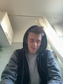 Snapshot of Toyjungee chatting on January 2025 01:25:02 PM Toyjungee online show from January 2025 01:25:02 PM