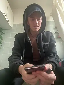 Snapshot of Toyjungee chatting on January 2025 01:49:02 PM Toyjungee online show from January 2025 01:49:02 PM