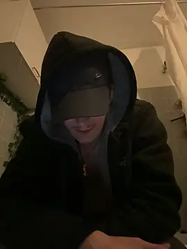 Snapshot of Toyjungee chatting on January 2025 08:16:01 PM Toyjungee online show from January 2025 08:16:01 PM