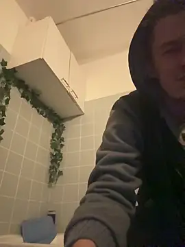 Snapshot of Toyjungee chatting on March 2025 06:56:02 PM Toyjungee online show from March 2025 06:56:02 PM