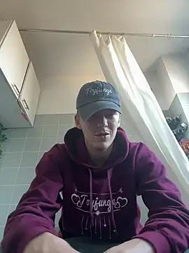 Snapshot of Toyjungee chatting on March 2025 04:11:02 PM Toyjungee online show from March 2025 04:11:02 PM