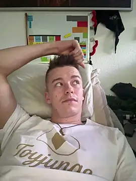 Snapshot of Toyjungee chatting on September 2025 11:43:02 AM Toyjungee online show from September 2025 11:43:02 AM