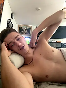 Snapshot of Toyjungee chatting on September 2025 01:33:02 PM Toyjungee online show from September 2025 01:33:02 PM