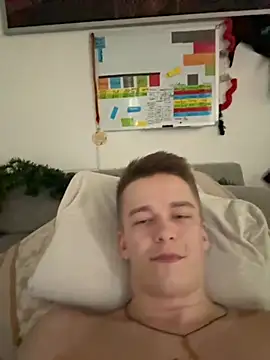 Snapshot of Toyjungee chatting on September 2025 03:46:01 PM Toyjungee online show from September 2025 03:46:01 PM