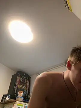 Snapshot of Toyjungee chatting on November 2025 12:06:01 PM Toyjungee online show from November 2025 12:06:01 PM