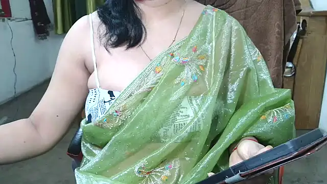 Cute Mahi22 online show from January 2026 07:01:01 AM