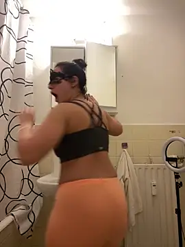 Sarahkhaalifa online show from November 2025 09:36:02 PM