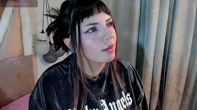 Snapshot of xhinata_hyugax chatting on September 2025 11:37:02 PM xhinata hyugax online show from September 2025 11:37:02 PM