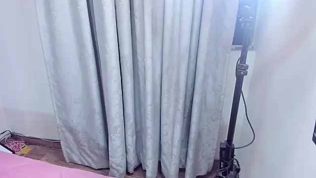 Snapshot of xhinata_hyugax chatting on October 2025 11:46:02 PM xhinata hyugax online show from October 2025 11:46:02 PM