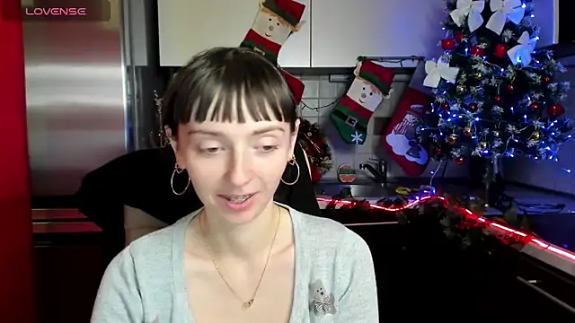 TayanaJons online show from December 2024 10:44:02 AM