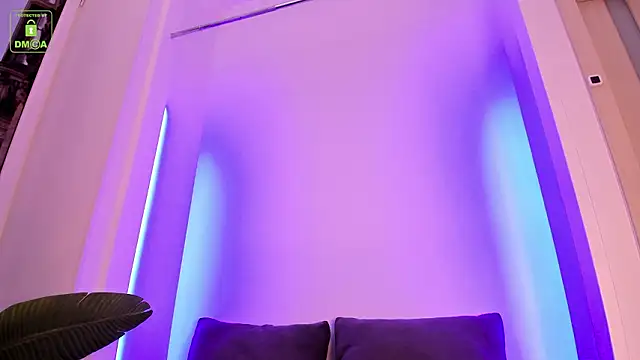 Snapshot of ErikaLust chatting on February 2026 04:10:01 AM ErikaLust online show from February 2026 04:10:01 AM