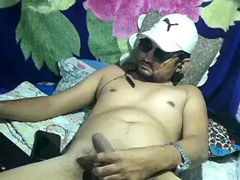 Rocobodymassager online show from January 2026 05:58:02 PM