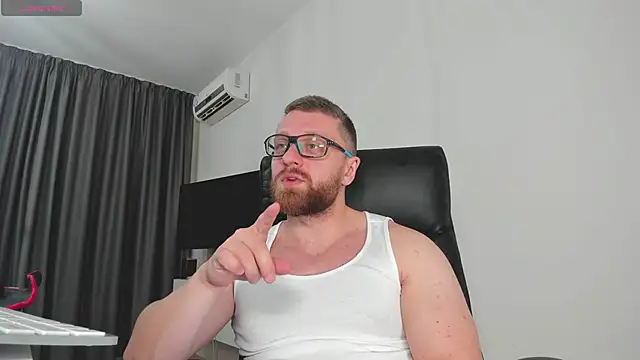 Snapshot of Findom_guy chatting on January 2026 12:09:02 PM Findom guy online show from January 2026 12:09:02 PM