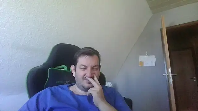 Snapshot of Golffahrer1982 chatting on September 2025 08:50:02 AM Golffahrer1982 online show from September 2025 08:50:02 AM