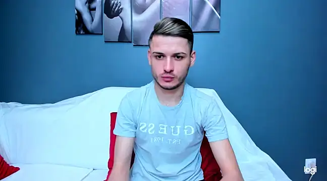 Snapshot of andboyfor6 chatting on January 2025 09:22:02 AM andboyfor6 online show from January 2025 09:22:02 AM